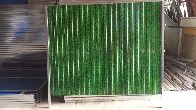 山西小草板面临时围挡